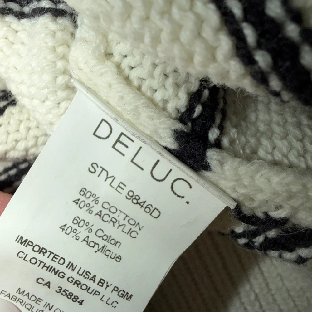 Deluc white/black stripe sweater, XS, GL1331 - Picture 5 of 5